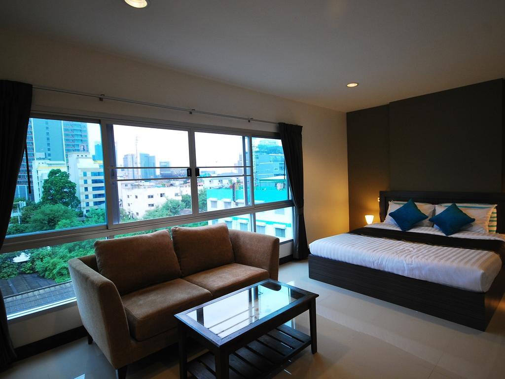 Baan Mina Lejlighedshotel Bangkok Eksteriør billede